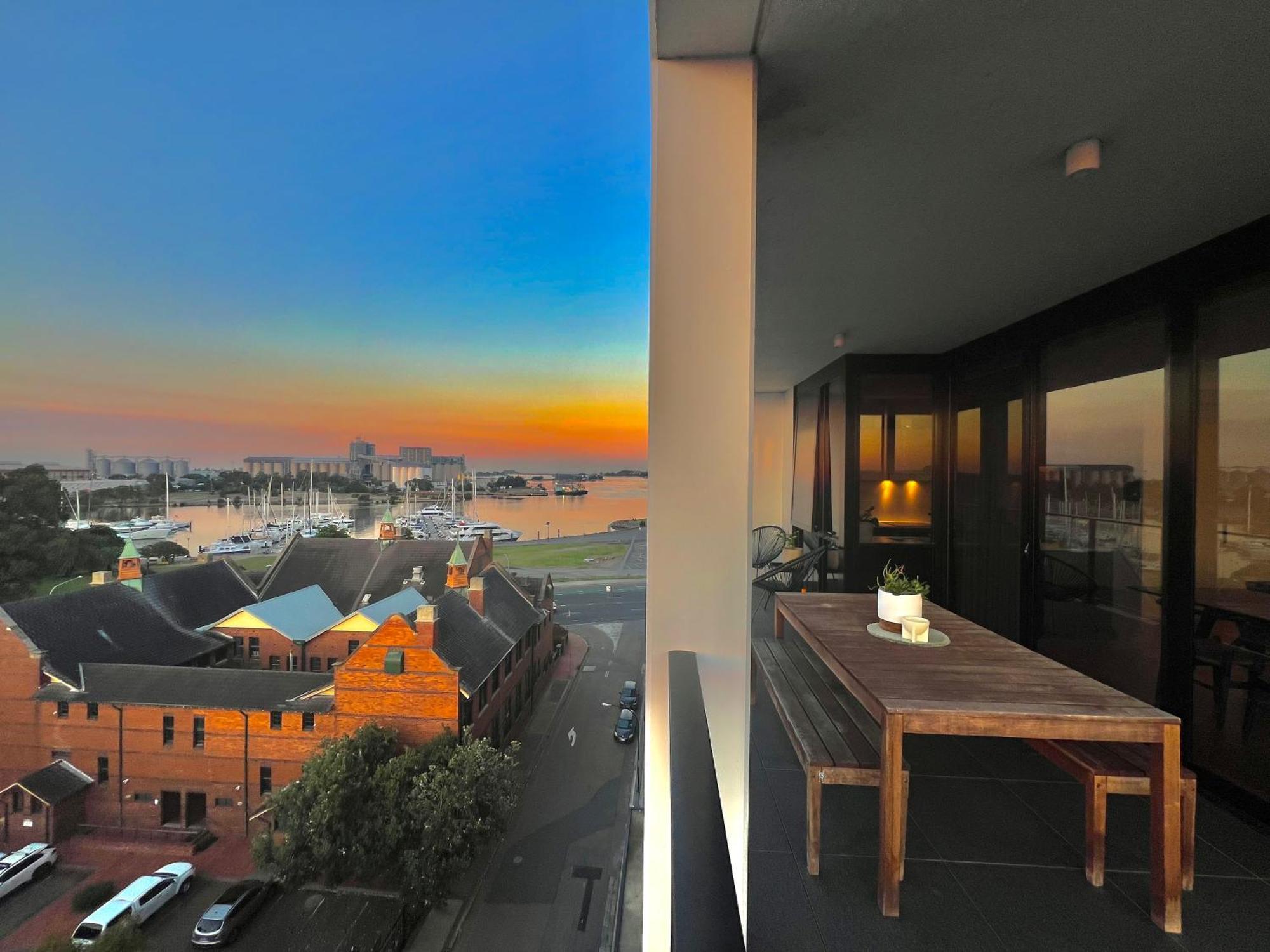 Harbour Towers, Newcastle'S Elite Apartment Stays, Free Parking & Tram Access Dış mekan fotoğraf